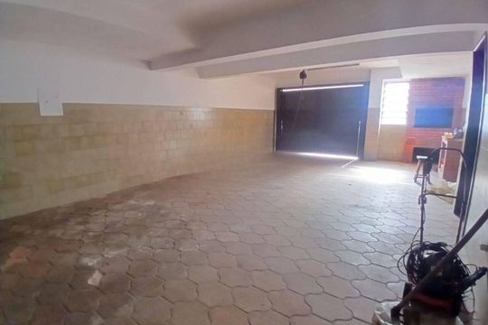 Casa para alugar com 3 quartos, 280m² em Sarandi, Porto Alegre