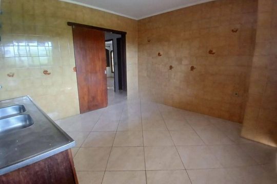 Casa para alugar com 3 quartos, 280m² em Sarandi, Porto Alegre