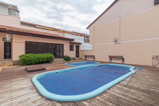 Área comum - Piscina de casa de condomínio para alugar com 3 quartos, 220m² em Santo Antônio, Porto Alegre