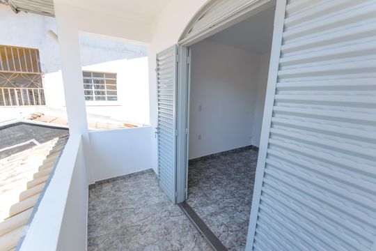 Varanda do Quarto 1 de casa para alugar com 3 quartos, 174m² em Residencial Santa Izabel, Taubaté