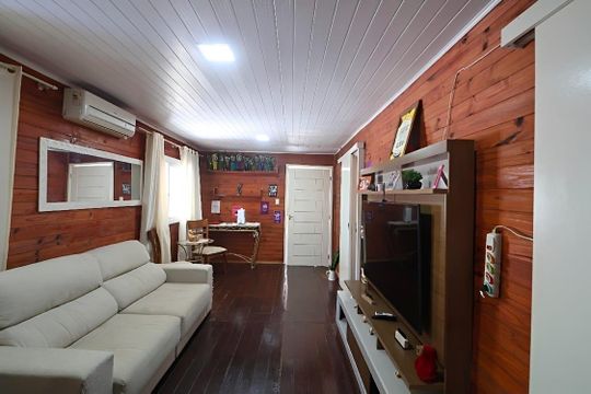 Sala de casa para alugar com 2 quartos, 70m² em São Luís, Canoas