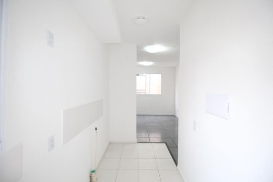 Cozinha de apartamento à venda com 2 quartos, 41m² em Mário Quintana, Porto Alegre