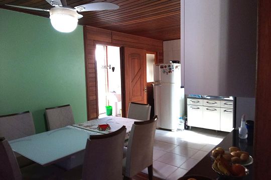 Cozinha de casa à venda com 3 quartos, 108m² em Cavalhada, Porto Alegre