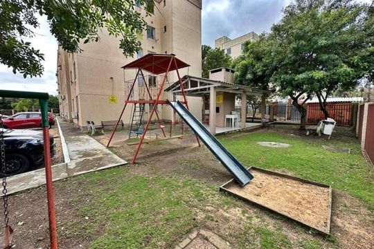 Apartamento à venda com 2 quartos, 40m² em Jardim Dona Leopoldina, Porto Alegre