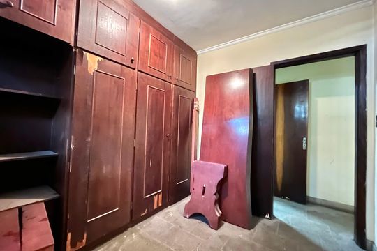 Quarto 3 de casa à venda com 3 quartos, 430m² em Jardim Itacolomi, São Paulo