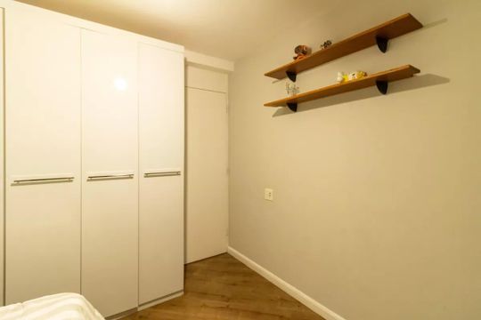 Quarto de apartamento à venda com 2 quartos, 54m² em Vila Endres, Guarulhos