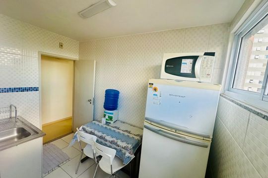 Cozinha de apartamento à venda com 1 quarto, 50m² em Vila Adyana, São Paulo