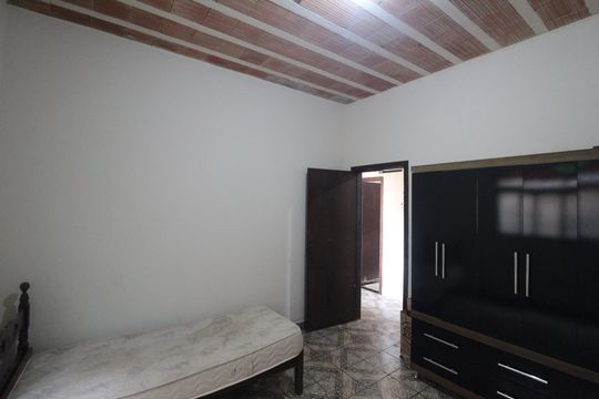 Quarto 2 de casa à venda com 3 quartos, 360m² em Copacabana, Belo Horizonte