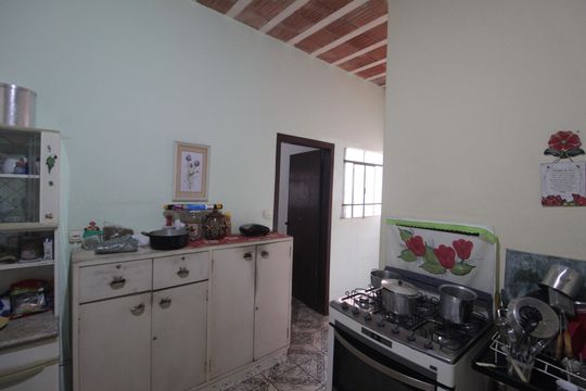 Cozinha de casa à venda com 3 quartos, 360m² em Copacabana, Belo Horizonte