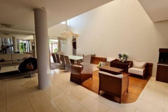 Casa para alugar com 4 quartos, 780m² em Morada da Colina, Uberlândia
