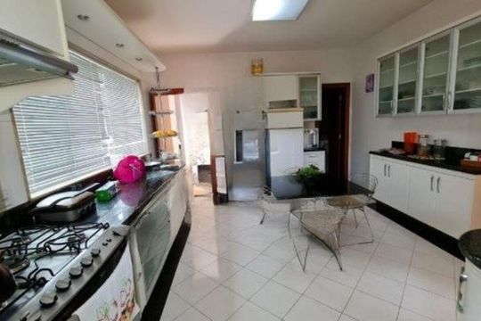 Cozinha de casa para alugar com 4 quartos, 780m² em Morada da Colina, Uberlândia