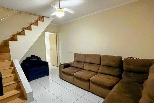 Sala de casa à venda com 3 quartos, 206m² em Centro, Diadema