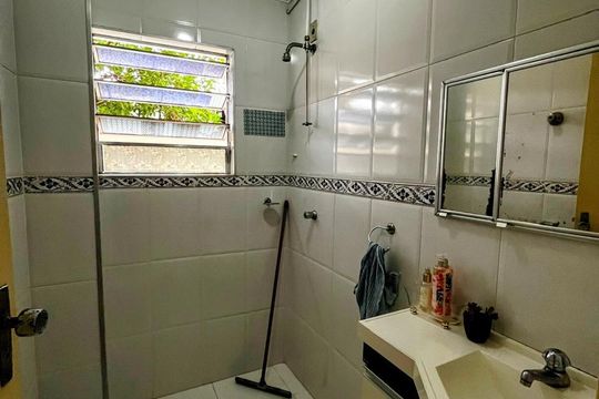 Banheiro de casa à venda com 3 quartos, 206m² em Centro, Diadema