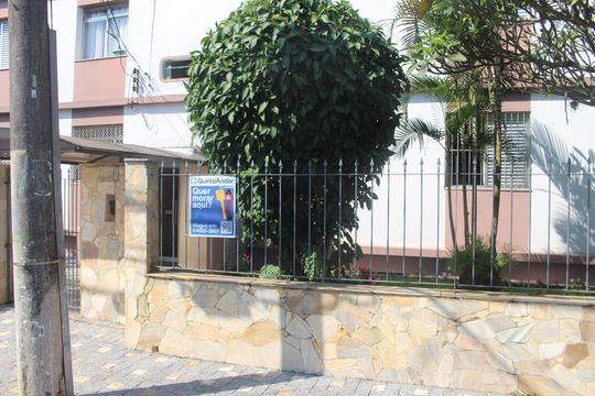 Placa de apartamento para alugar com 3 quartos, 75m² em Jardim Sao Caetano, São Caetano do Sul