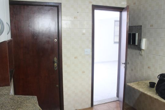 Cozinha de apartamento para alugar com 3 quartos, 75m² em Jardim Sao Caetano, São Caetano do Sul