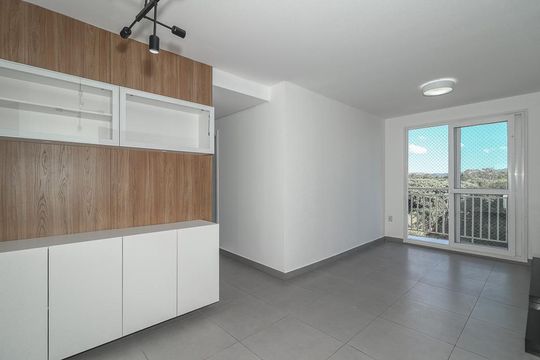 Apartamento para alugar com 3 quartos, 72m² em Jardim Itu, Porto Alegre