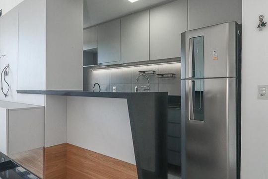Cozinha de apartamento para alugar com 3 quartos, 72m² em Jardim Itu, Porto Alegre