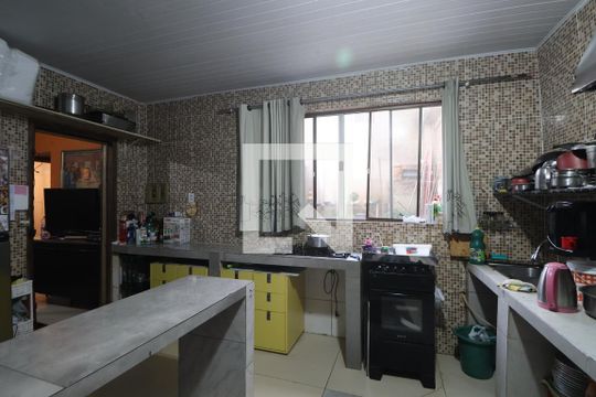 Cozinha de apartamento à venda com 2 quartos, 60m² em Centro, Canoas