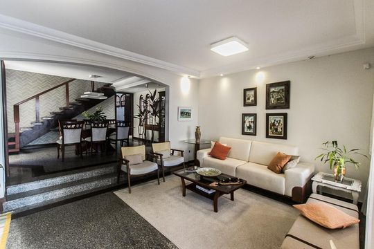 Casa para alugar com 5 quartos, 300m² em Jardim Armação, Salvador