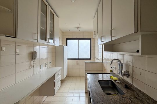 Cozinha  de apartamento à venda com 2 quartos, 76m² em Baeta Neves, São Bernardo do Campo