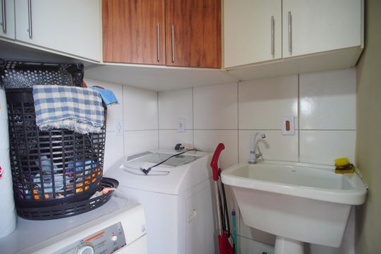 Tanque de apartamento para alugar com 2 quartos, 76m² em Scharlau, São Leopoldo