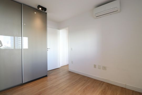 Suíte de apartamento à venda com 2 quartos, 60m² em Jardim das Perdizes, São Paulo