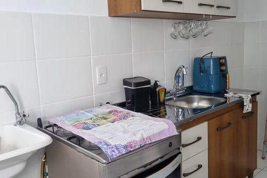 Cozinha de apartamento para alugar com 2 quartos, 48m² em Santa Cruz, Rio de Janeiro
