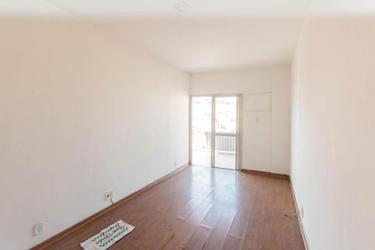 Sala de apartamento à venda com 1 quarto, 50m² em Vila Isabel, Rio de Janeiro