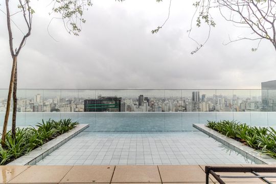 Piscina de kitnet/studio à venda com 1 quarto, 35m² em Higienópolis, São Paulo