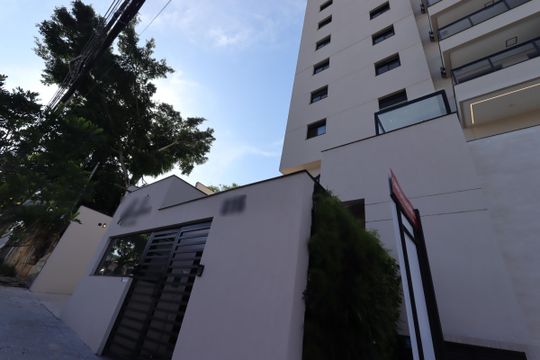 Fachada de apartamento à venda com 2 quartos, 58m² em Vila Valparaíso, Santo André