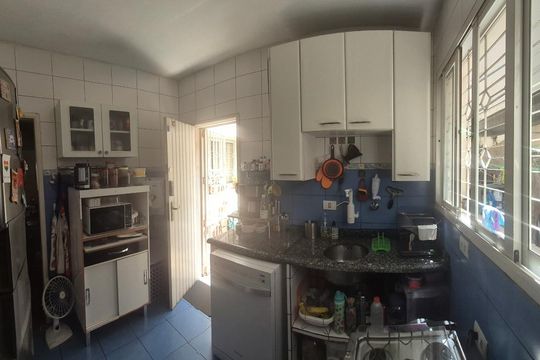 Cozinha de casa à venda com 5 quartos, 145m² em Mirandópolis, São Paulo