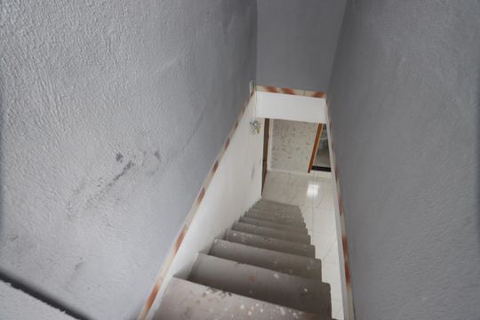 Escada de casa à venda com 2 quartos, 160m² em Jardim Tiete, São Paulo