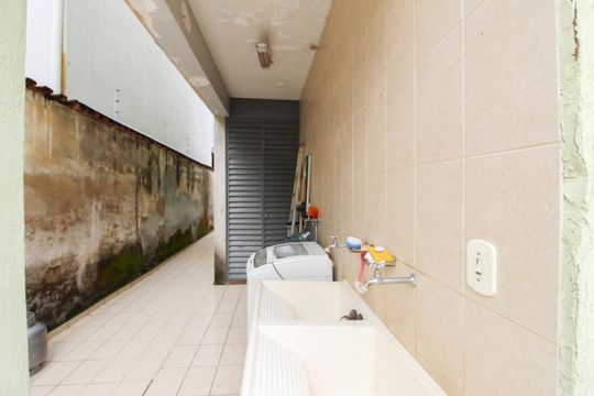 Área de Serviço de casa à venda com 4 quartos, 800m² em Copacabana, Belo Horizonte