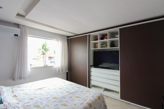 Semi - Suíte de casa à venda com 4 quartos, 800m² em Copacabana, Belo Horizonte