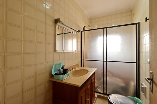 Banheiro 2 da Casa 2 de casa para alugar com 3 quartos, 240m² em Vila Tibiriçá, Santo André