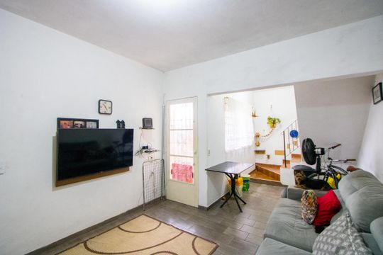 Casa para alugar com 2 quartos, 49m² em Vila Tibiriçá, Santo André