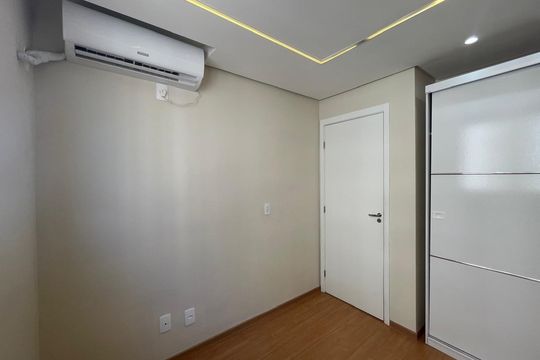 Apartamento à venda com 2 quartos, 44m² em Vila Rosa, Novo Hamburgo