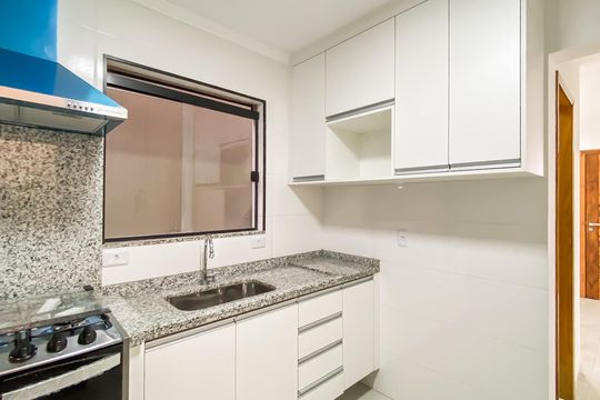 Cozinha de apartamento para alugar com 2 quartos, 40m² em Parque Artur Alvim, São Paulo