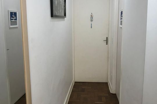 Corredor de apartamento à venda com 2 quartos, 50m² em República, São Paulo