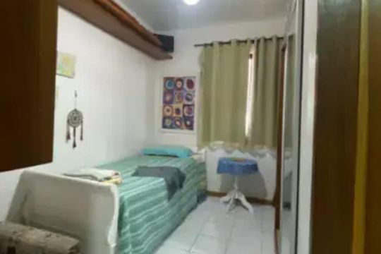 Quarto de casa de condomínio para alugar com 4 quartos, 140m² em Itapuã, Salvador