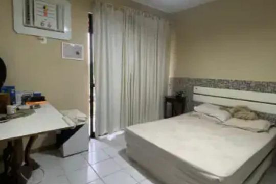 Quarto de casa de condomínio para alugar com 4 quartos, 140m² em Itapuã, Salvador