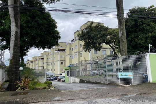 Casa à venda com 3 quartos, 100m² em Residencial Lagoa, Betim