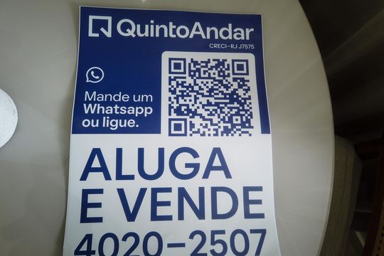 Plaquinha de apartamento à venda com 2 quartos, 52m² em Pechincha, Rio de Janeiro