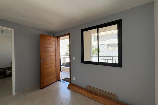 Apartamento à venda com 2 quartos, 49m² em Vila Santa Edwiges, São Paulo