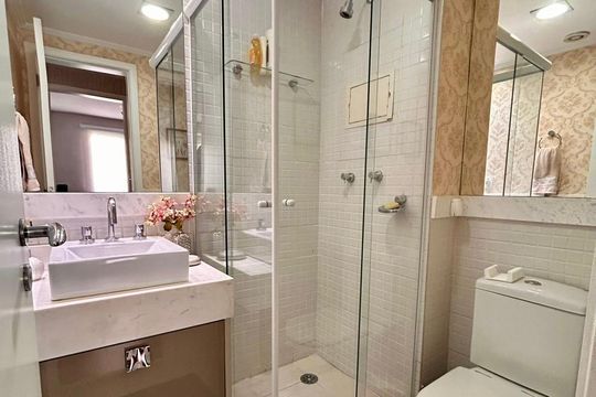 Banheiro de apartamento à venda com 2 quartos, 80m² em Jardim Santa Edwirges, Guarulhos