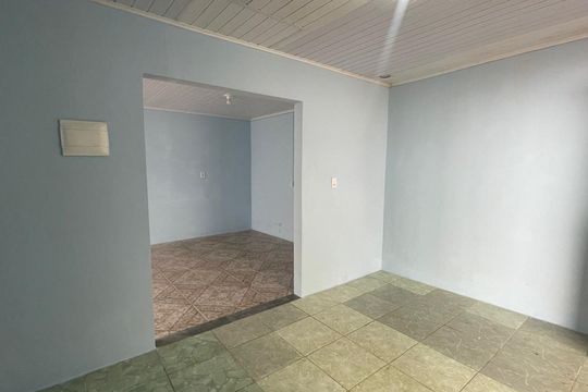 Casa à venda com 2 quartos, 115m² em Vicentina, São Leopoldo