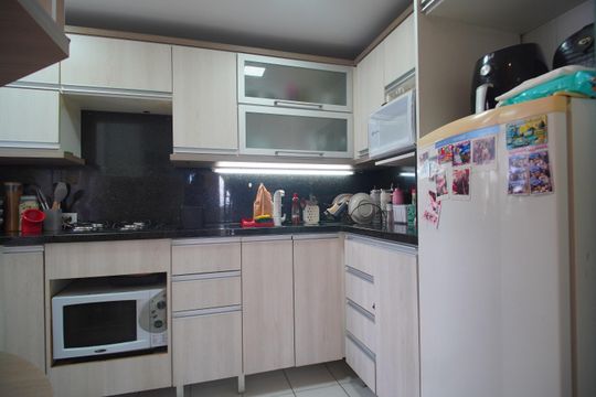 Cozinha de apartamento à venda com 3 quartos, 93m² em Santos Dumont, São Leopoldo
