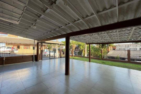 Casa à venda com 2 quartos, 140m² em Campestre, São Leopoldo
