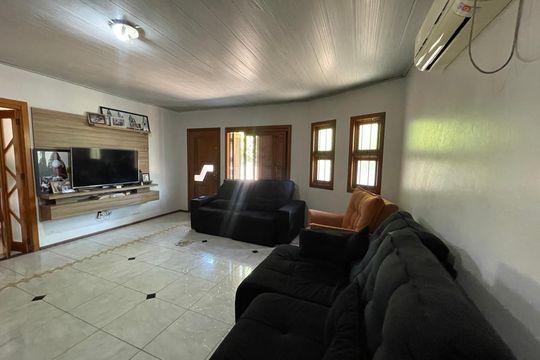 Casa à venda com 3 quartos, 135m² em Campestre, São Leopoldo