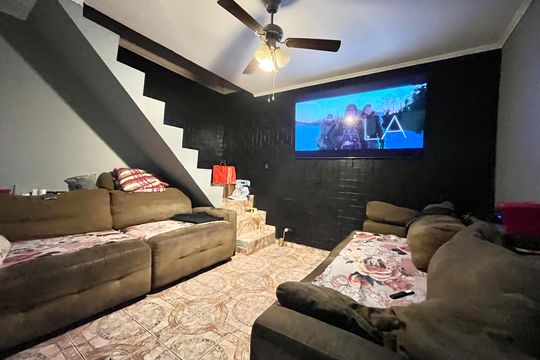 Casa à venda com 5 quartos, 164m² em Vila do Encontro, São Paulo